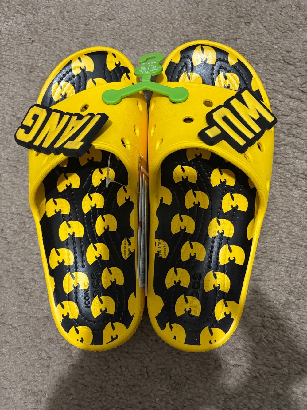 CROCS Wu-Tang limited Edition M7/W9 Graphic Slip-Ons